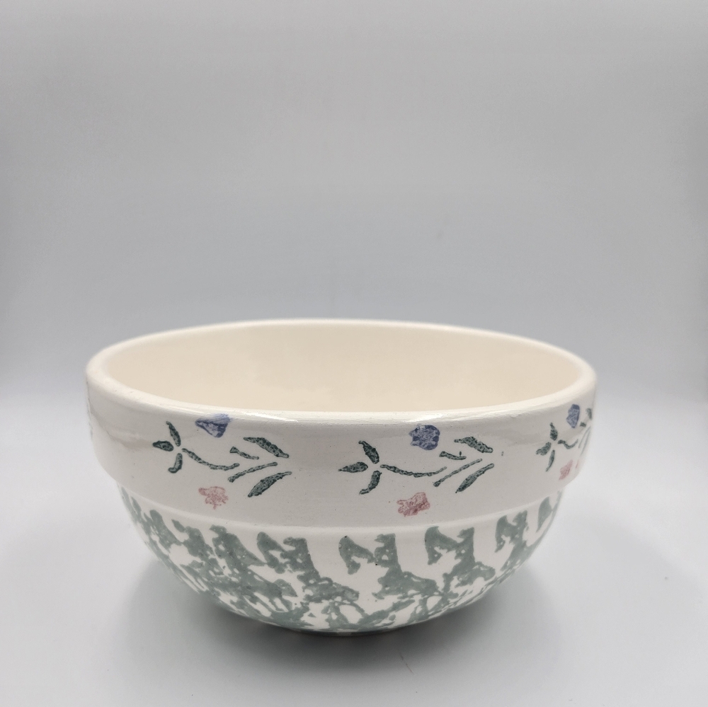 Floral Trimmed Ceramic Sponged Base Bowl